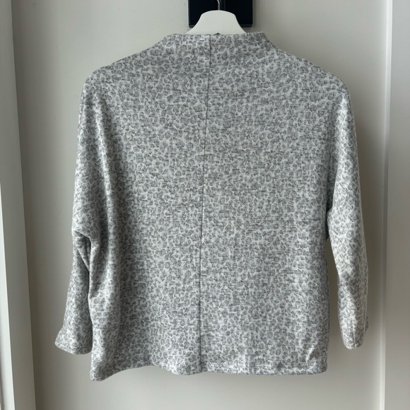 Banana Republic Leopard Print Sweater - Picture 2 of 8
